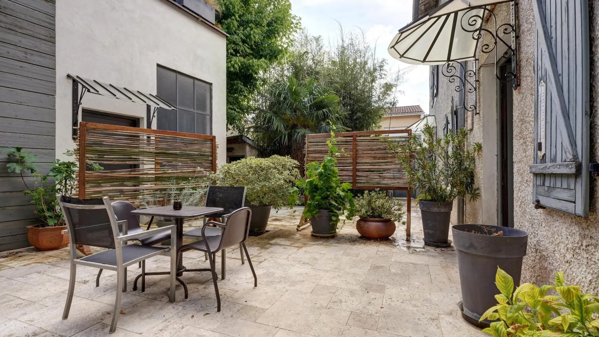 شقة Charme Authentique A Corbas - Authentic Charm In Corbas - 120M2 Of Comfort-6 Personnes فرنسا