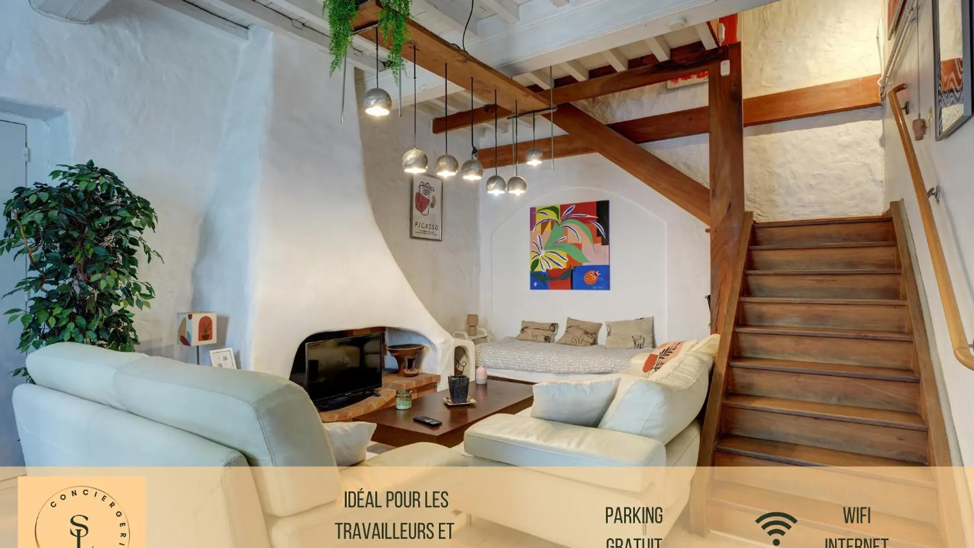 Charme Authentique A Corbas - Authentic Charm In Corbas - 120M2 Of Comfort-6 Personnes 0*,  فرنسا