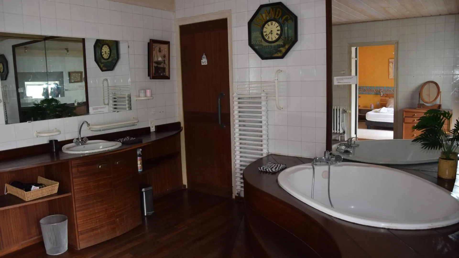 Apartment Charme Authentique A Corbas - Authentic Charm In Corbas - 120M2 Of Comfort-6 Personnes France