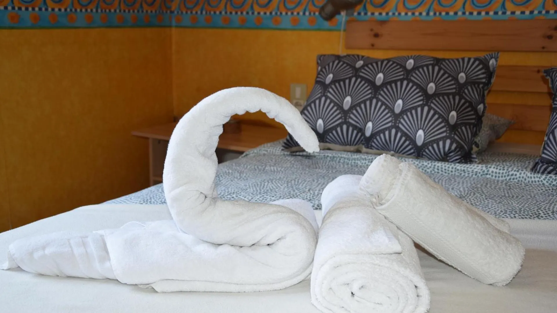 Charme Authentique A Corbas - Authentic Charm In Corbas - 120M2 Of Comfort-6 Personnes